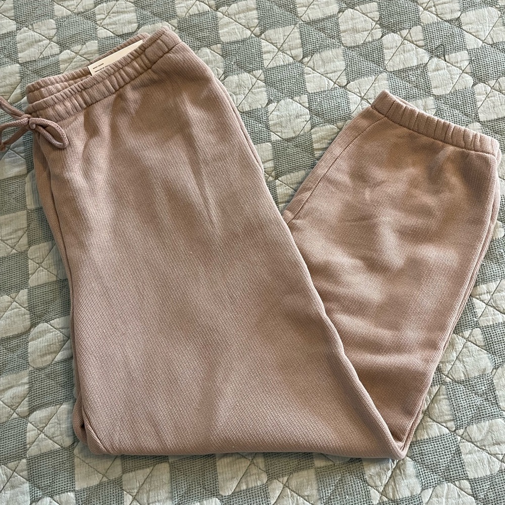 NWT American eagle “seriously loved in feel” baggy jogger